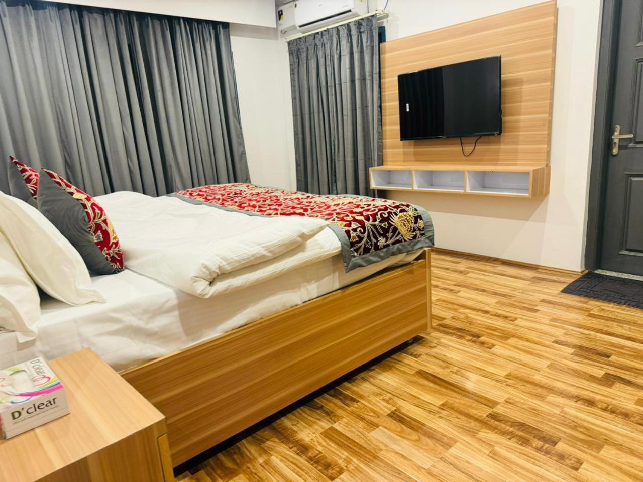 De Elaaf The Luxury Stay ศรีนาการ์ ภายนอก รูปภาพ