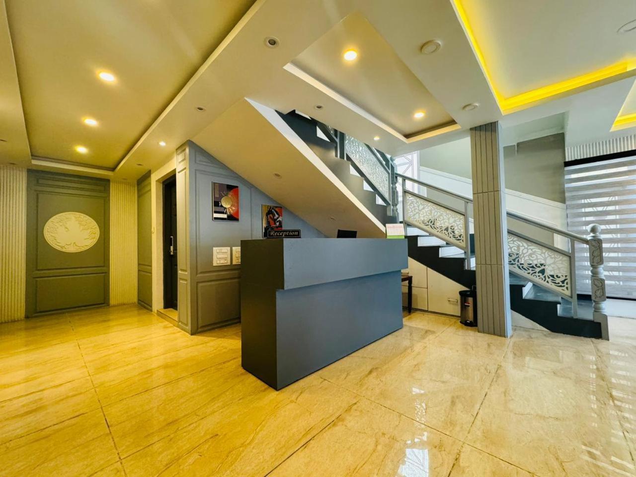 De Elaaf The Luxury Stay ศรีนาการ์ ภายนอก รูปภาพ
