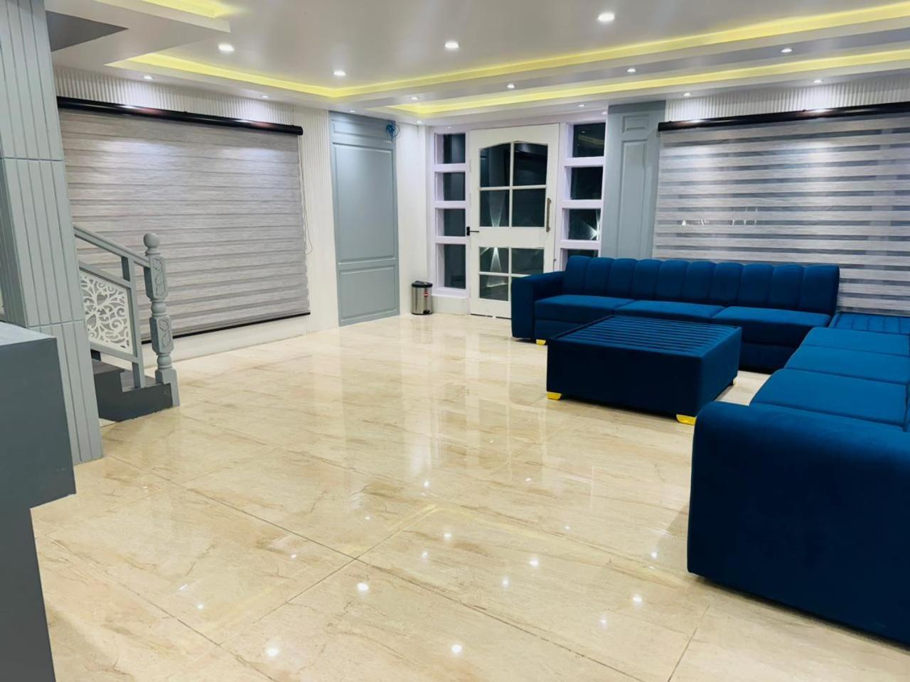 De Elaaf The Luxury Stay ศรีนาการ์ ภายนอก รูปภาพ